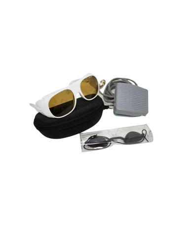 Láser Triple Onda (Alejandrita + Diodo + Yag)